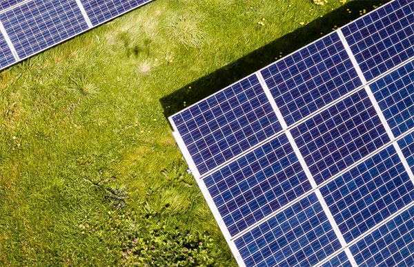 太陽能電池的結(jié)構(gòu)及各組件功能是什么？