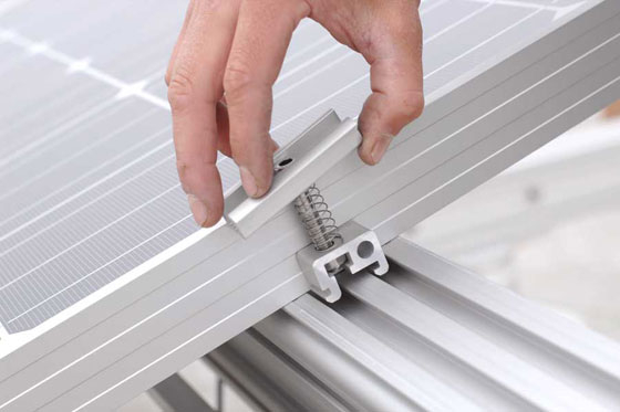 鋁合金光伏支架與鋼支架之間如何選擇？