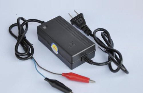鉛酸蓄電池充電器與鋰電池充電器的區(qū)別？