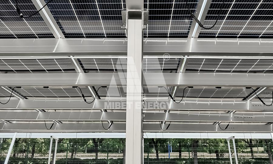 中國常州地面光伏車棚項(xiàng)目-3