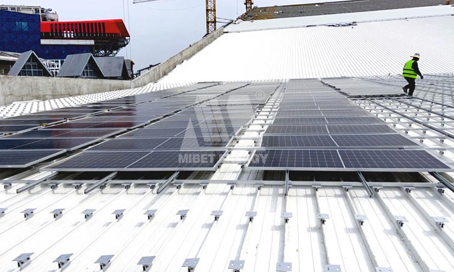 中國(guó)上海 冰雪之星彩鋼瓦屋頂光伏 5MW-2