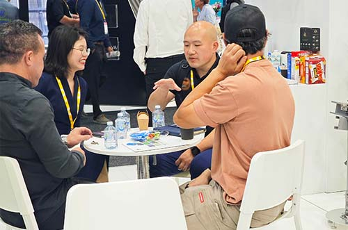 超越無限！邁貝特亮相澳洲展，促進(jìn)可再生能源發(fā)展